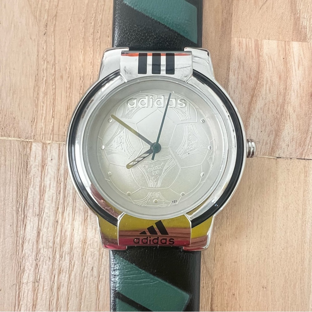 Adidas silver tone soccer sport watch NEW BATTERY
